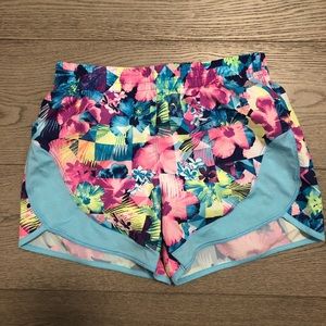 Cute athletic shorts!!